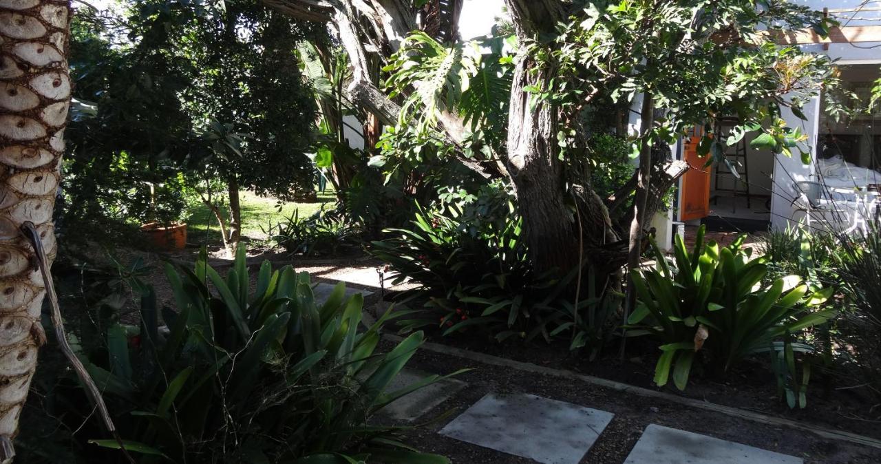 Be My Guest Lodge Bloubergstrand Bagian luar foto