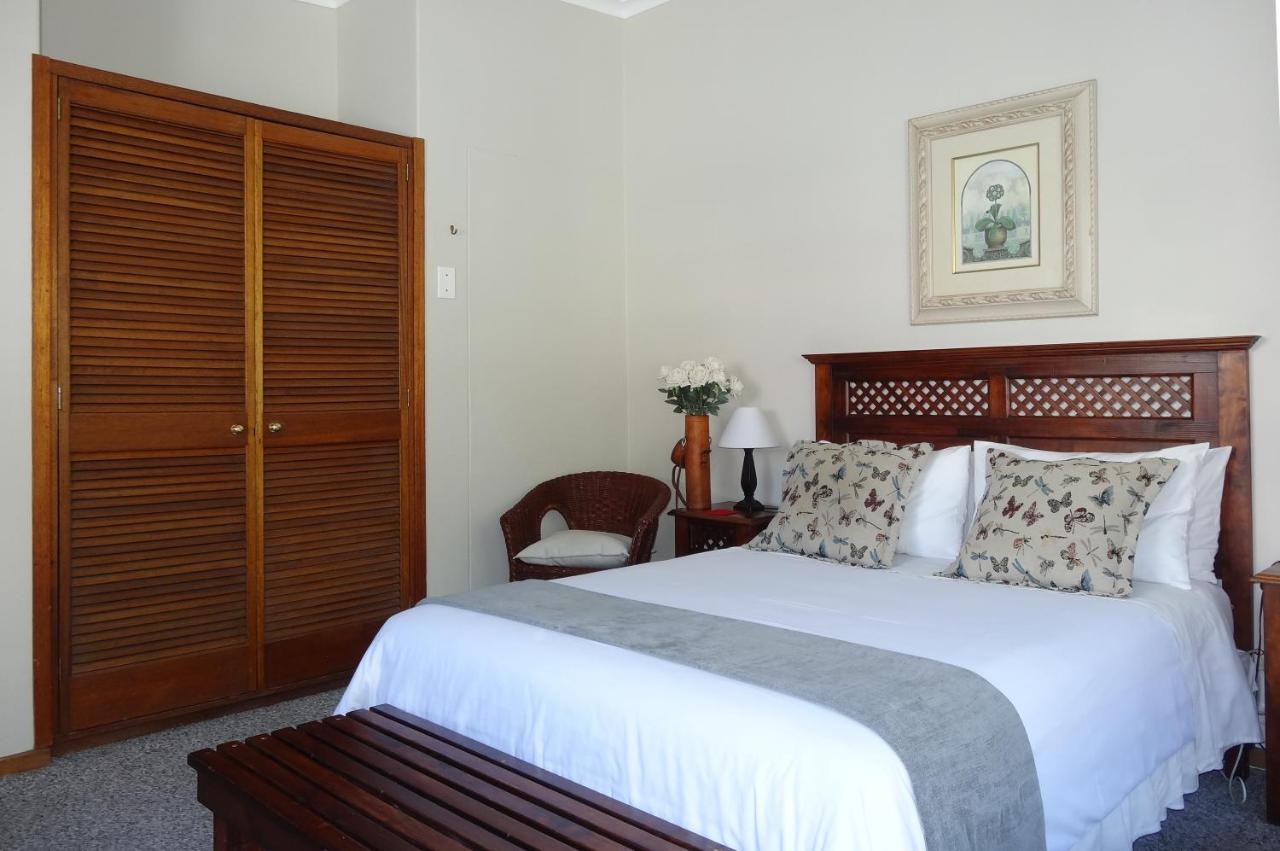 Be My Guest Lodge Bloubergstrand Bagian luar foto