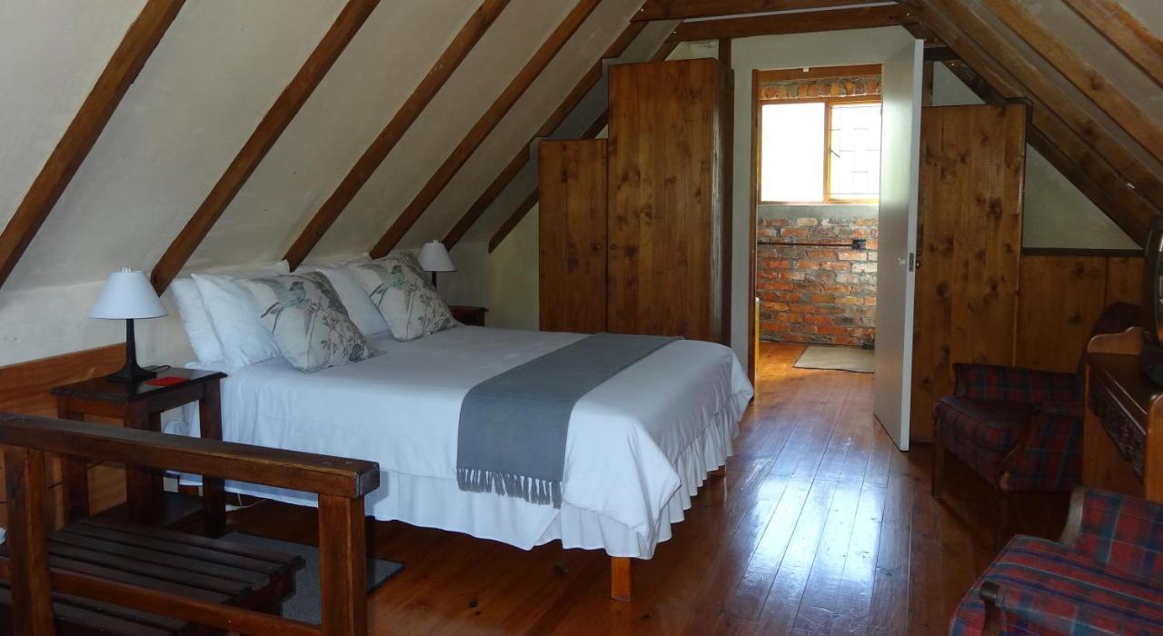 Be My Guest Lodge Bloubergstrand Bagian luar foto