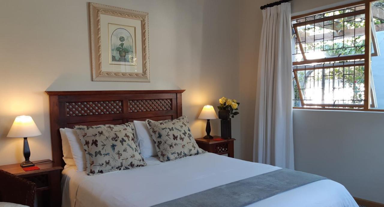 Be My Guest Lodge Bloubergstrand Bagian luar foto