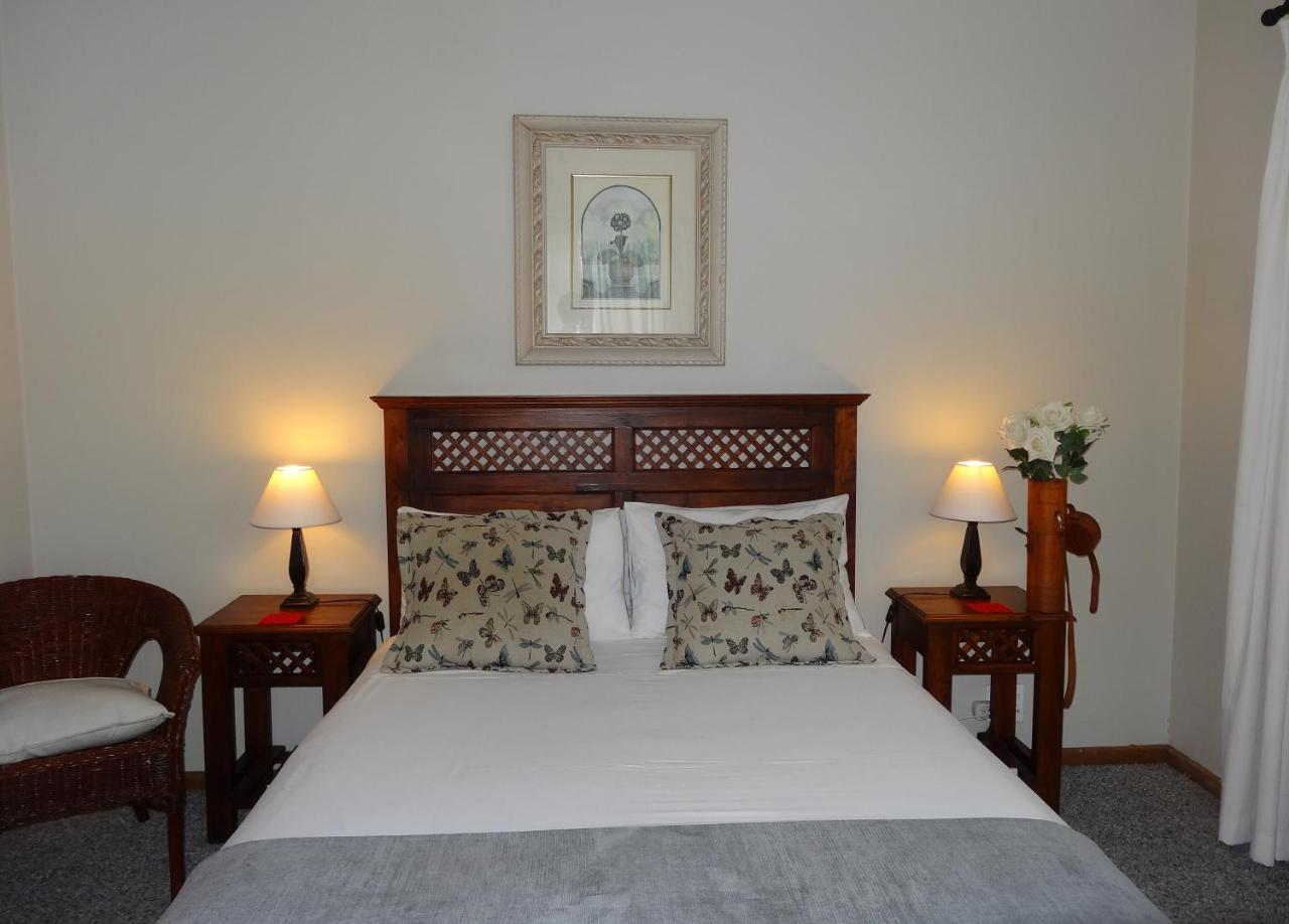 Be My Guest Lodge Bloubergstrand Bagian luar foto